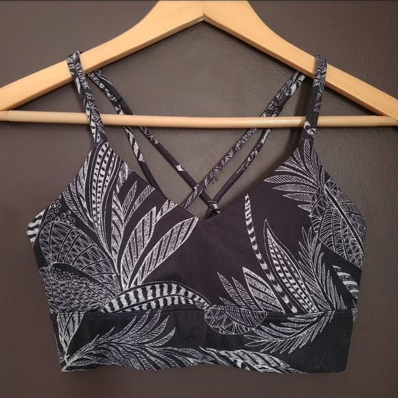 JOYLAB leaf print sports bra - Picture 8 of 11